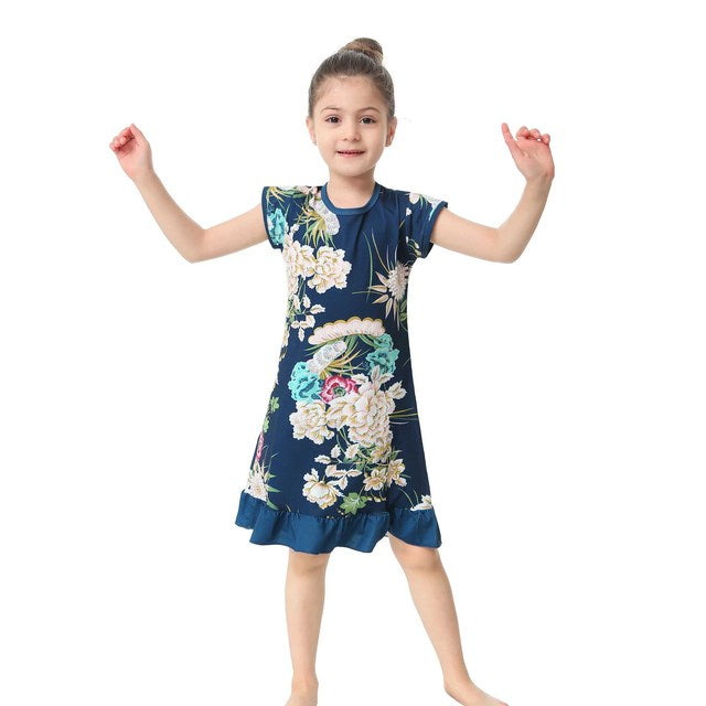 Patterned Dreamland Night Gown